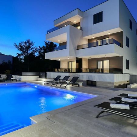 Villa Ankora 1 With Heated Pool ビオグラード・ナ・モル エクステリア 写真