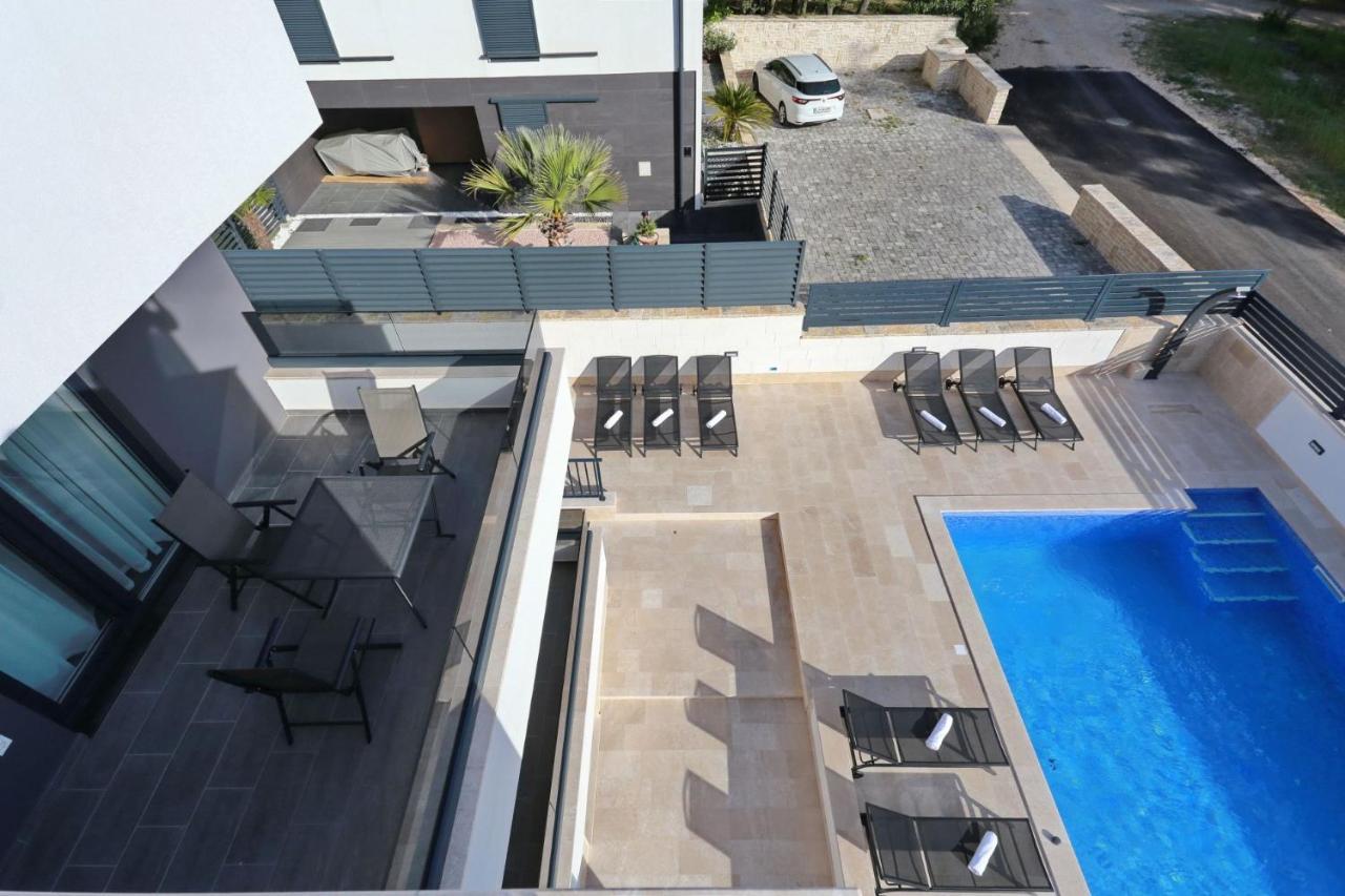 Villa Ankora 1 With Heated Pool ビオグラード・ナ・モル エクステリア 写真
